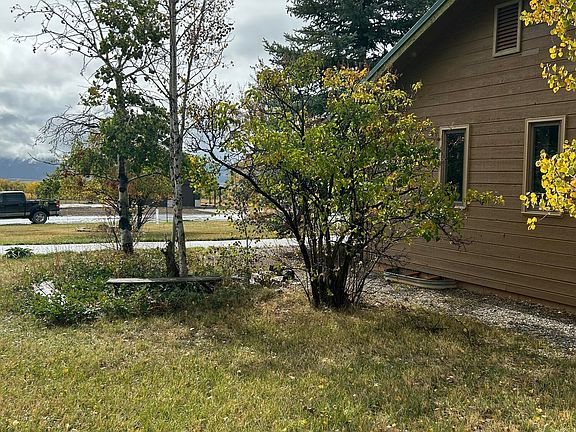 4th image of 637 Cedar Creek Dr