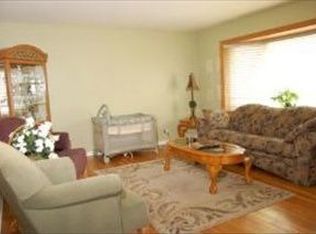 1204 Tulip Ln, Bartlett, IL 60103