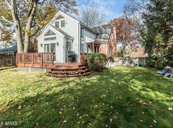 2nd image of 7327 Elmwood Dr