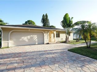 9053 Irving Rd, Fort Myers, FL 33967