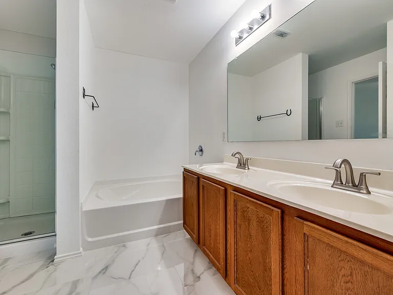 12841 Serenity Dr — Photo 23