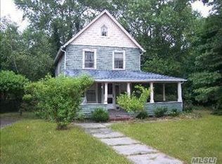 41 Wheeler Rd, Central Islip, NY 11722