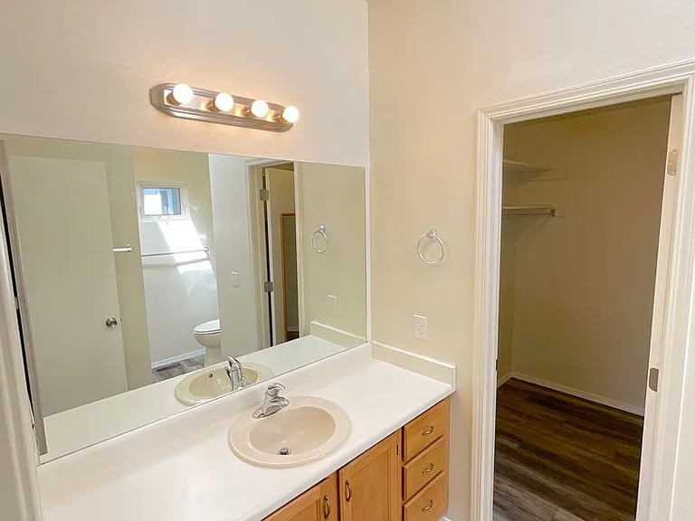 8166 Telegraph Dr — Photo 18