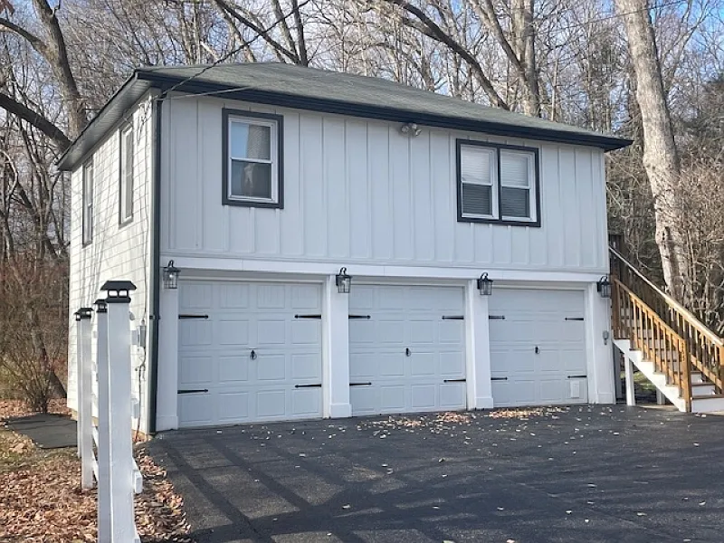 1 bed, 1.0 bath, $1,700 — Photo 1