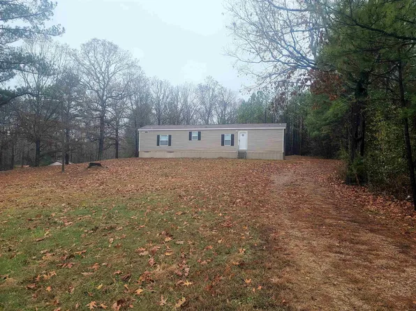 2410 Lawton Rd, Selmer, TN 38375