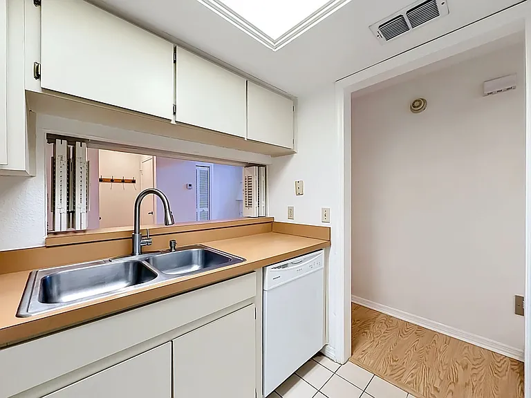 4405 W Fair Oaks Ave #18 — Photo 8