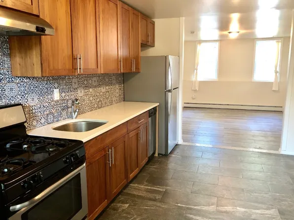 77 Liberty St #1, Newburgh, NY 12550