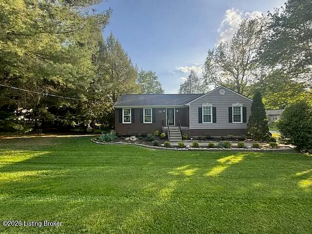3 bed, 1850 sqft, $2,200 — Photo 1