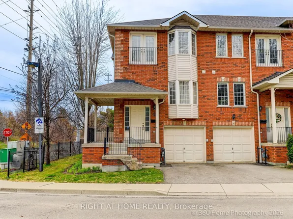 1130 Cawthra Rd #2, Mississauga, ON L5G 4V7