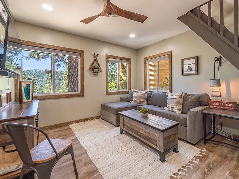 12948 Sierra Dr E — Photo 5