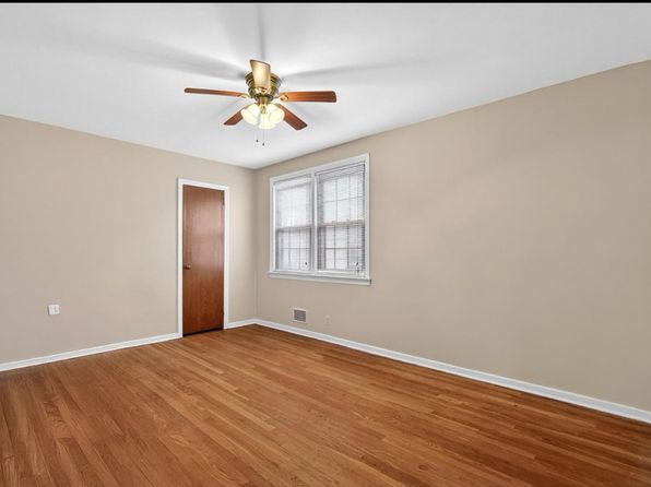 62 W 57th St #2