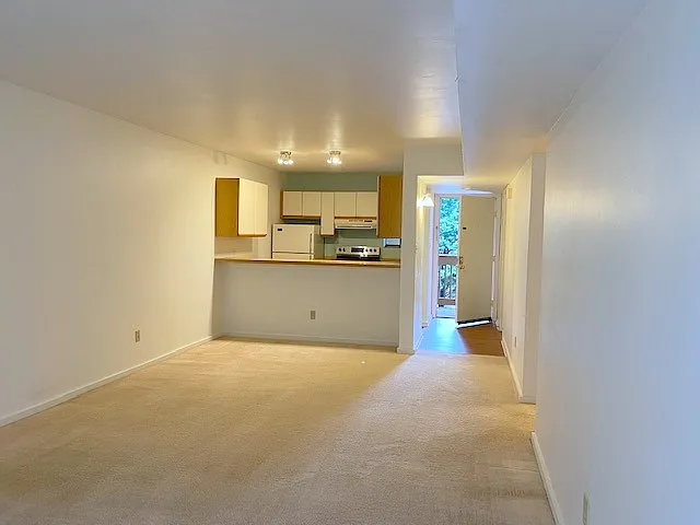 1000 Linden Ave #N-307-3707 — Photo 11