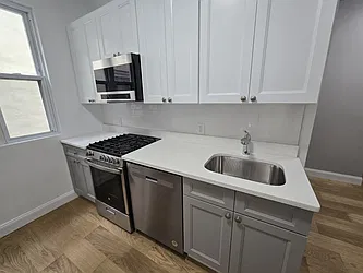 Rented by Aidonis Realty