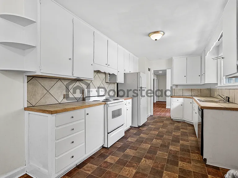 1217 Forestdale Dr — Photo 33
