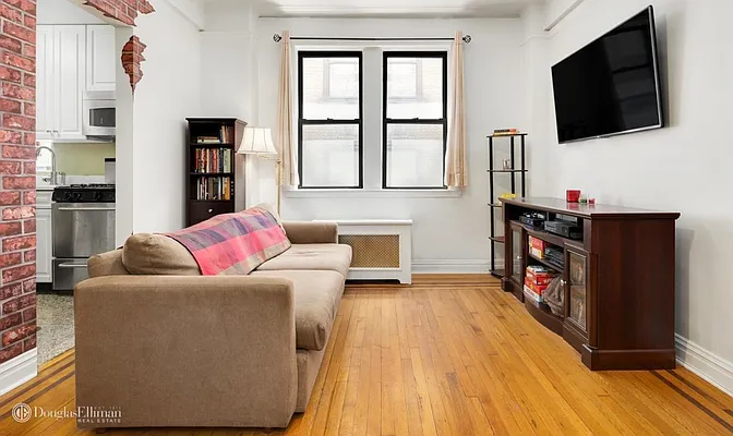 Rented by Douglas Elliman | media 8