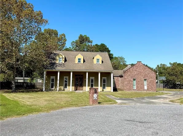 101 Willow Wood Rd, Arnaudville, LA 70512
