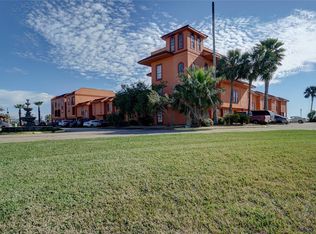 411 Sailfish Ln APT 109, Freeport, TX 77541