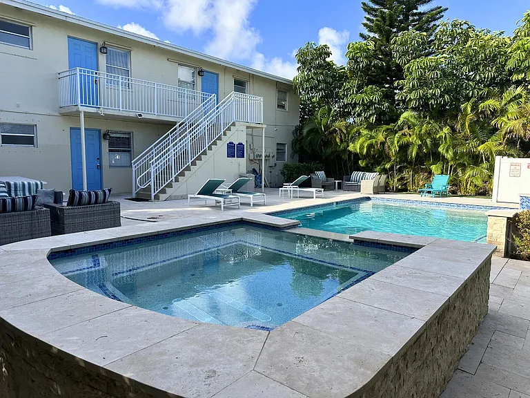 1236 Beach Rd #4 — Photo 26