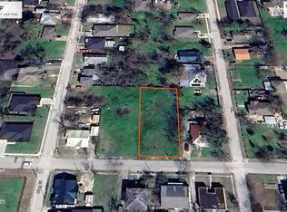 2916 Henry St, Greenville, TX 75401