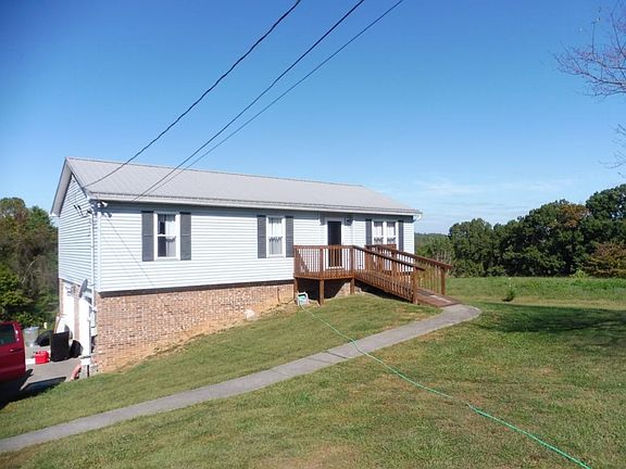 2nd image of 111 Kinchloe Ct
