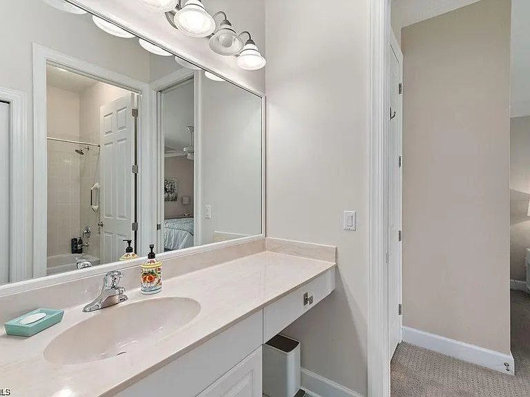 8963 Appaloosa Ct — Photo 24