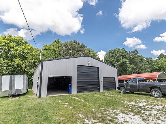 2nd image of 396 Walls Ford Rd