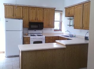 1002 Garden Rd, Dekalb, IL 60115