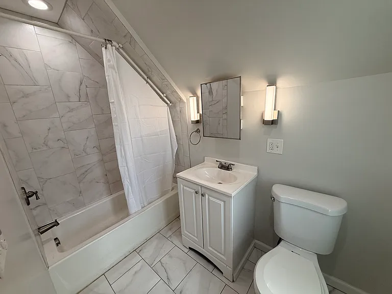 197 Clover St #3 — Photo 27