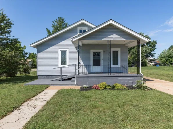 1121 Mulberry St, Bismarck, MO 63624