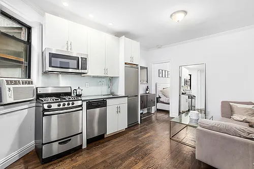 256 W 15th St #4RE Photo 1 256 W 15th St #4RE Photo 1