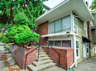 4736 20th Ave NE, Seattle, WA 98105
