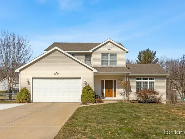 1667 Whitewood Dr SW, Wyoming, MI 49519