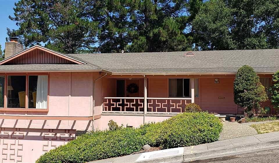 1st image of 35 Camellia Pl