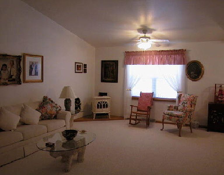 2nd image of 28 STEVENS Court