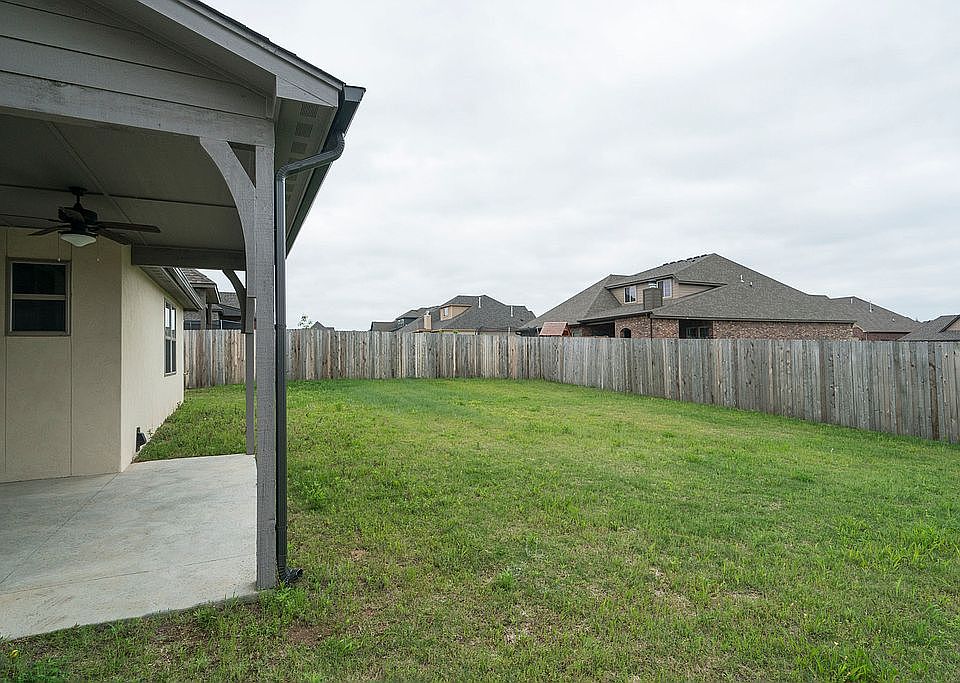 2nd image of 5756 E 143rd Pl S