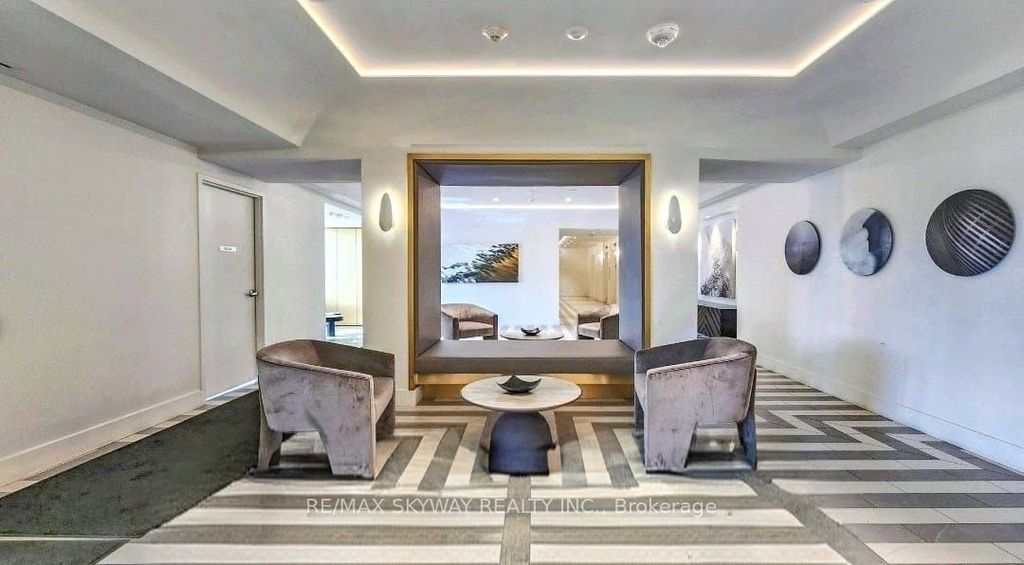 Apartment in Toronto, Bloordale Gardens, Etobicoke - More