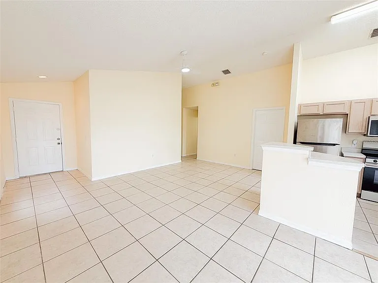 2420 Saint Augustine Blvd — Photo 9