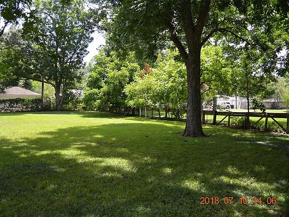 5th image of 1306 Centennial Dr