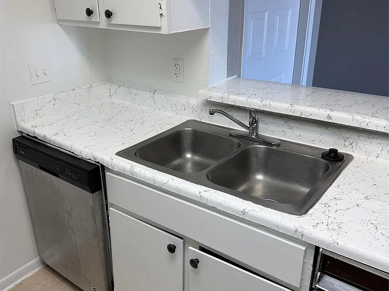2816 S Bartell Dr #37 — Photo 10