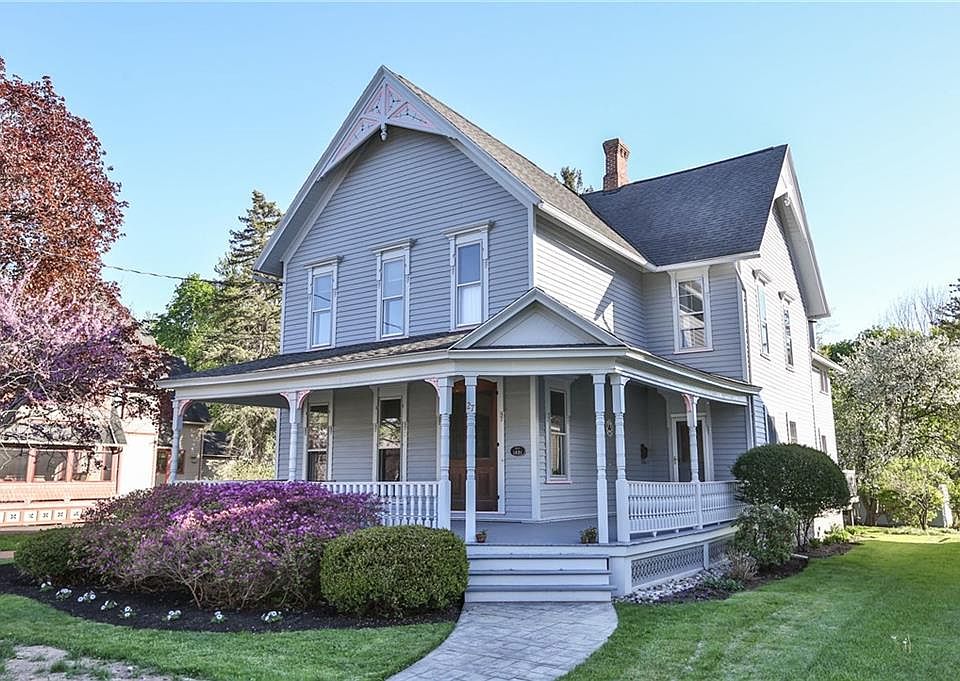 1st image of 27 Ontario St