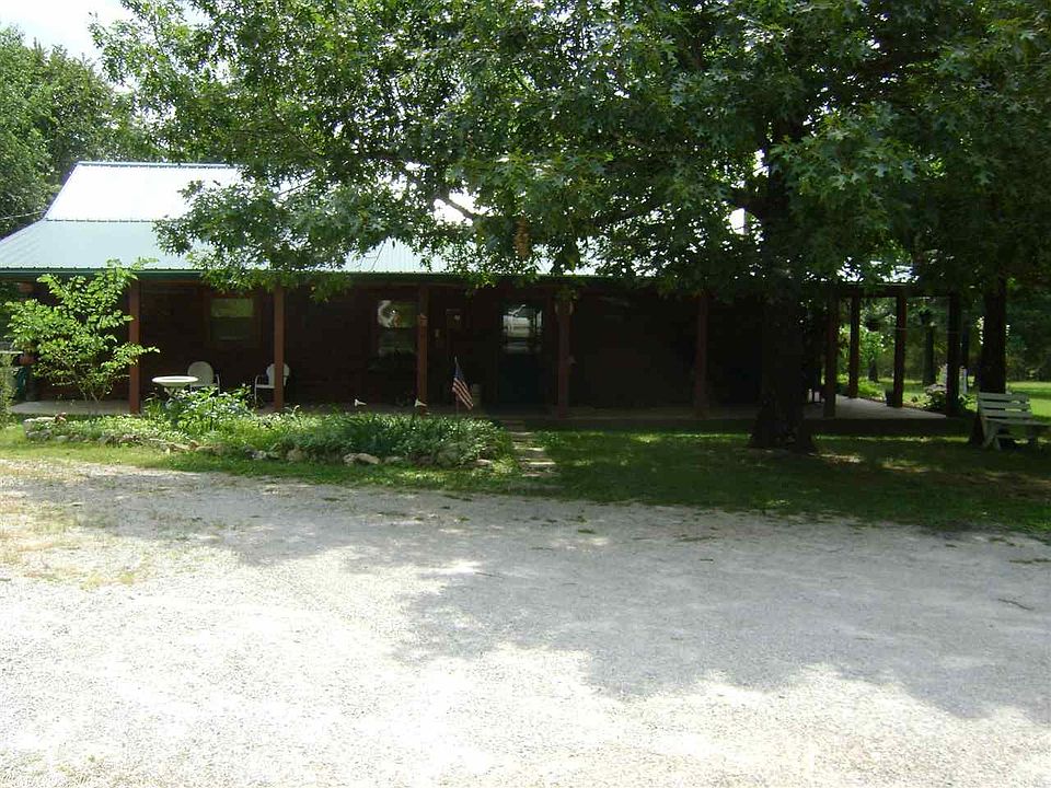 1st image of E Diamond Lake Dr