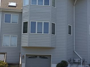 321 Scarlet Ct, Toms River, NJ 08753