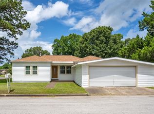 1401 N San Jacinto St, Liberty, TX 77575