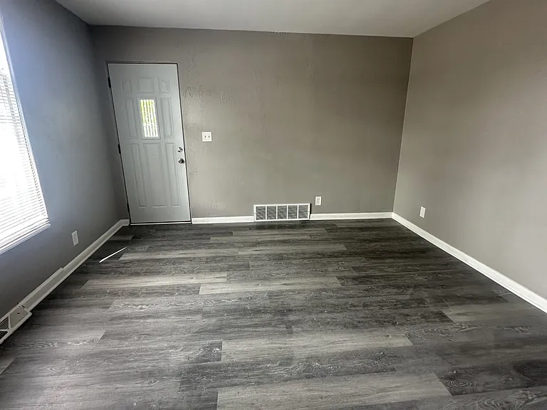 1544 Jiroch St #2 — Photo 4