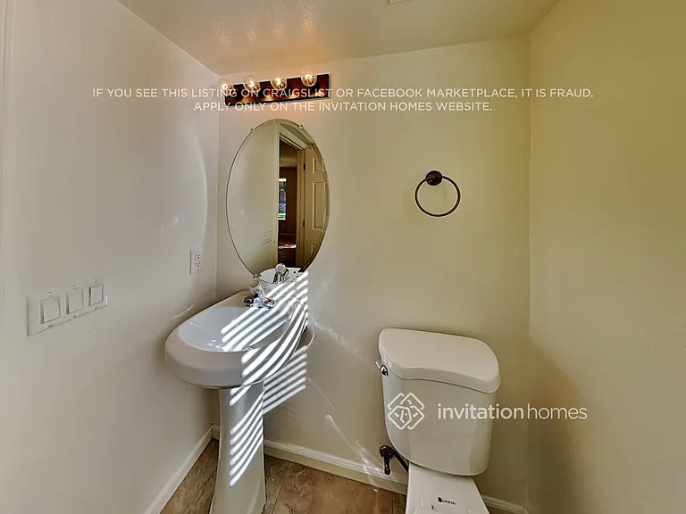 11512 Linday Way — Photo 17