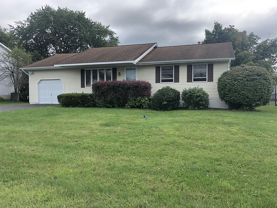1st image of 27 Village Ln E