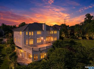 16 Audrey Urban Ct, Alpine, NJ 07620