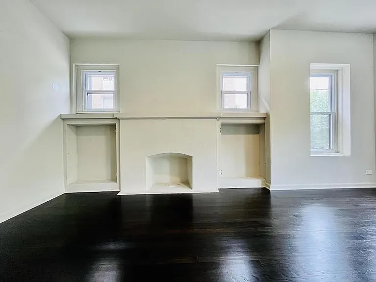 1371 S California Ave #2F — Photo 9