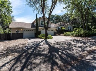 2881 Gladstone Ln, Cameron Park, CA 95682