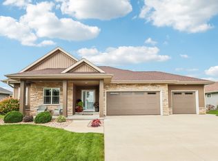 511 Whitford Ave, Prairie Du Sac, WI 53578
